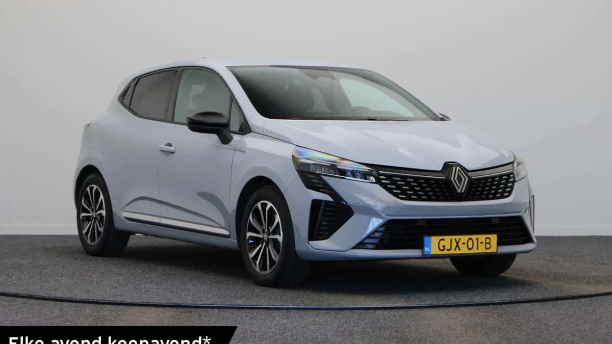 Renault Clio (2024) — foto 1