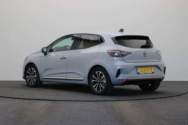 Renault Clio (2024) thumbnail 2