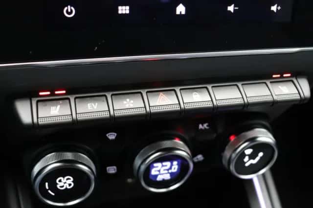 Renault Clio (2024) thumbnail 30