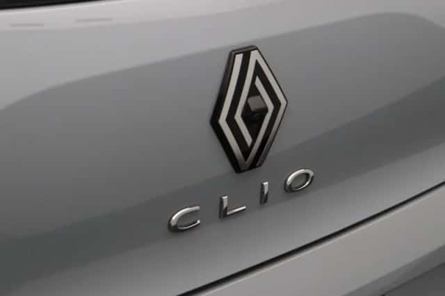 Renault Clio (2024) thumbnail 38