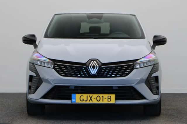 Renault Clio (2024) thumbnail 6