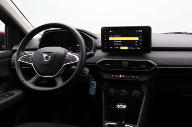 Dacia Sandero (2022) thumbnail 3