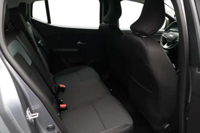 Dacia Sandero Stepway (2026) thumbnail 4