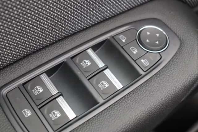 Renault Captur (2026) thumbnail 14