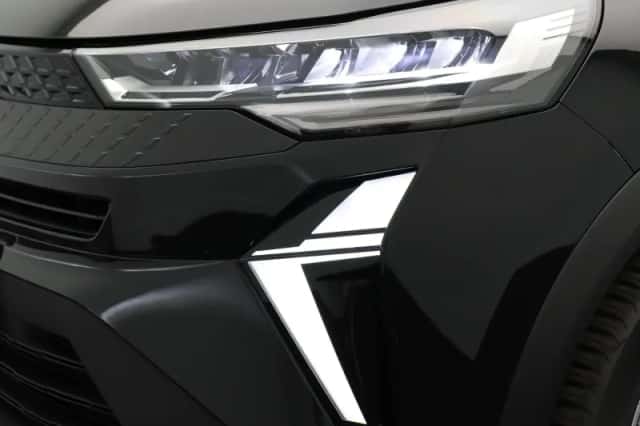 Renault Captur (2026) thumbnail 18