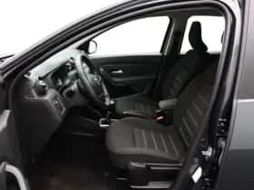 Dacia Duster (2022) thumbnail 19