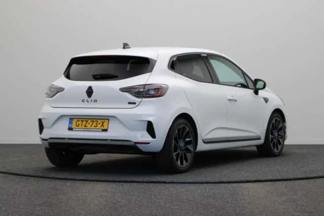 Renault Clio (2024) thumbnail 11