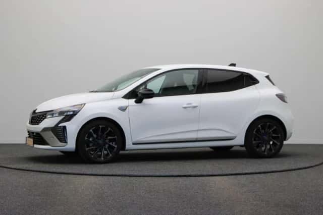 Renault Clio (2024) thumbnail 12