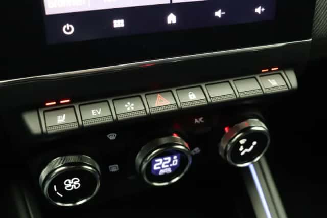 Renault Clio (2024) thumbnail 31
