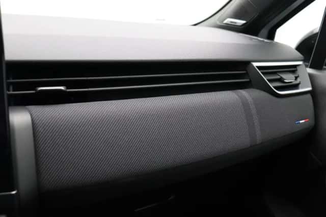 Renault Clio (2024) thumbnail 36