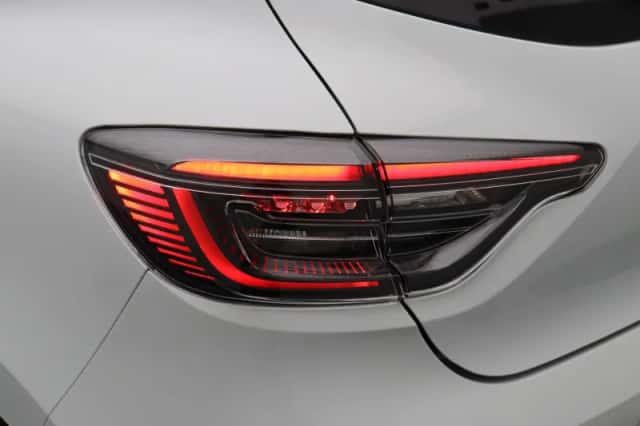 Renault Clio (2024) thumbnail 39
