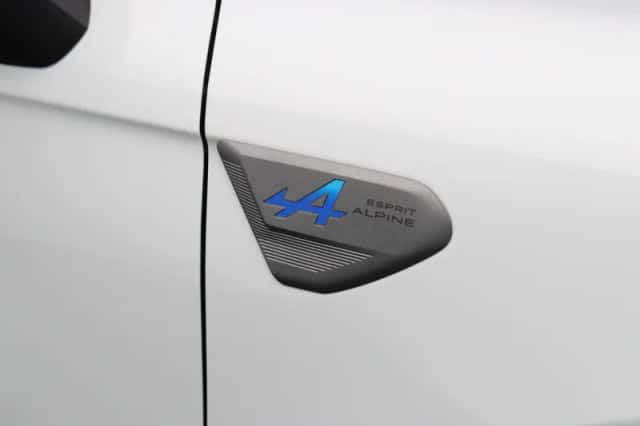 Renault Clio (2024) thumbnail 43