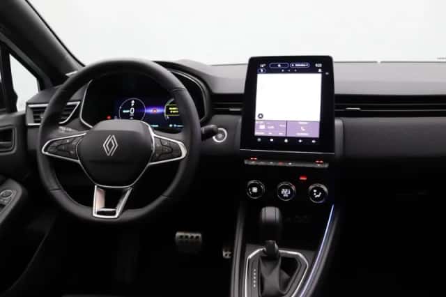 Renault Clio (2024) thumbnail 8