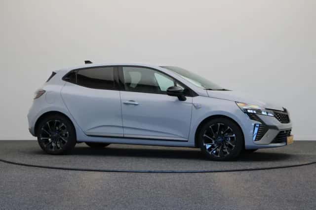 Renault Clio (2024) thumbnail 13