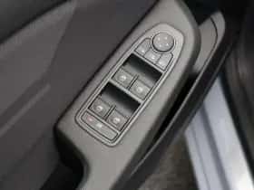 Renault Clio (2024) thumbnail 18