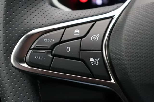 Renault Clio (2024) thumbnail 22
