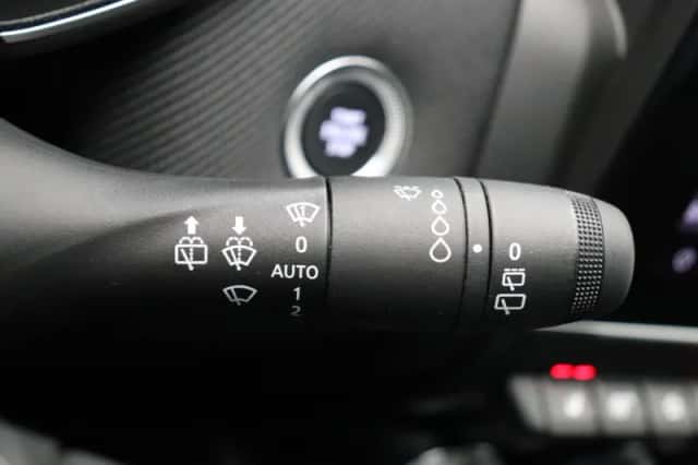 Renault Clio (2024) thumbnail 25