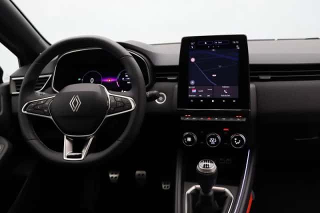 Renault Clio (2024) thumbnail 4