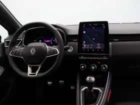 Renault Clio (2024) thumbnail 4