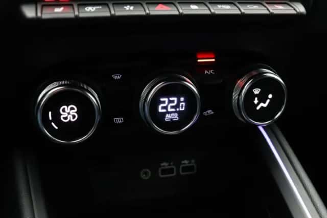 Renault Clio (2024) thumbnail 31