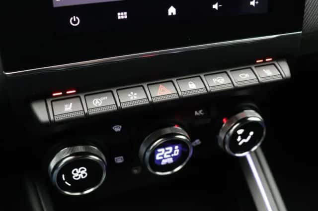 Renault Clio (2024) thumbnail 32