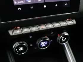 Renault Clio (2024) thumbnail 32