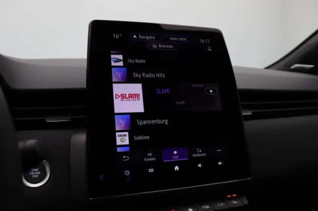 Renault Clio (2024) thumbnail 36