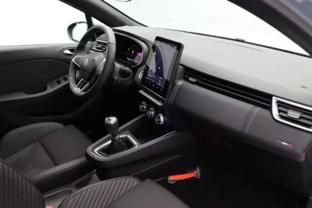 Renault Clio (2024) thumbnail 5