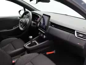 Renault Clio (2024) thumbnail 5