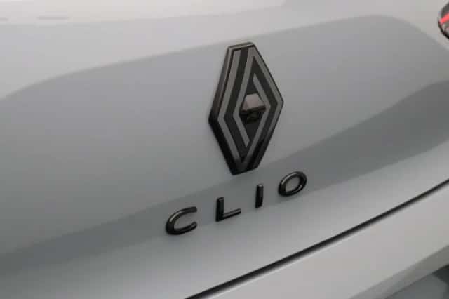 Renault Clio (2024) thumbnail 43
