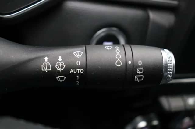 Renault Captur (2020) thumbnail 24