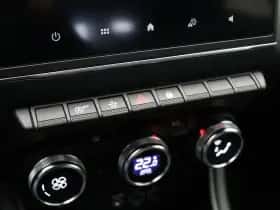 Renault Captur (2020) thumbnail 29