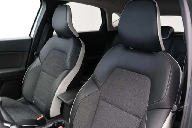 Renault Captur (2020) thumbnail 37