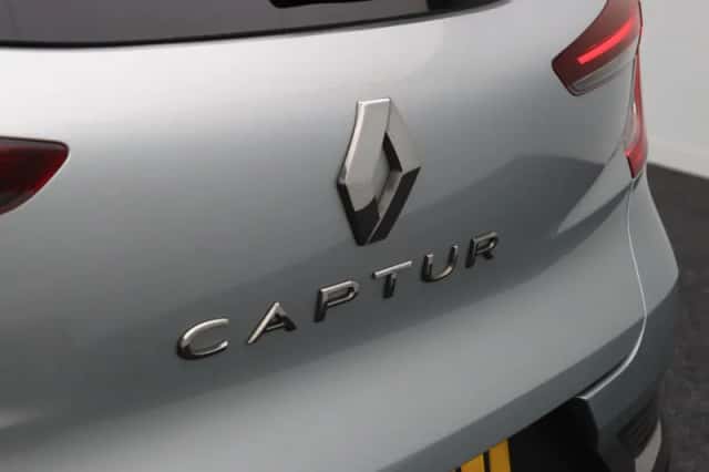Renault Captur (2020) thumbnail 39
