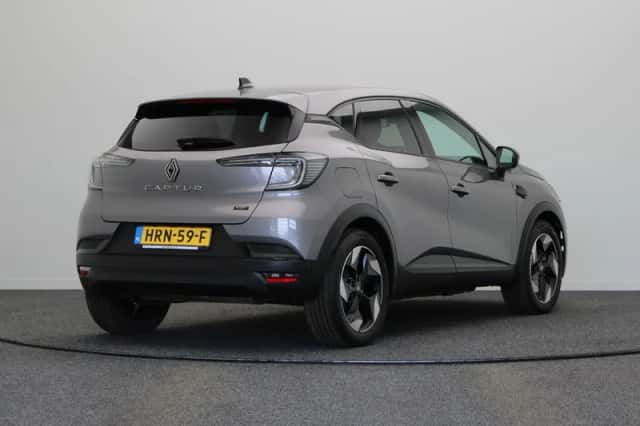 Renault Captur (2025) thumbnail 11
