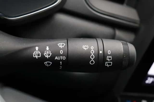Renault Captur (2025) thumbnail 24