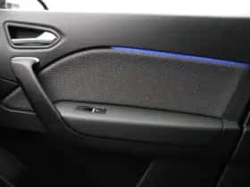 Renault Captur (2025) thumbnail 39