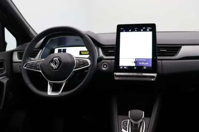 Renault Captur (2025) thumbnail 5