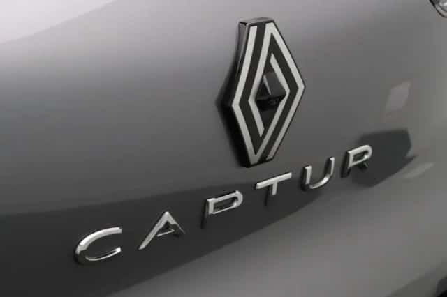 Renault Captur (2025) thumbnail 43