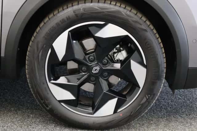 Renault Captur (2025) thumbnail 45