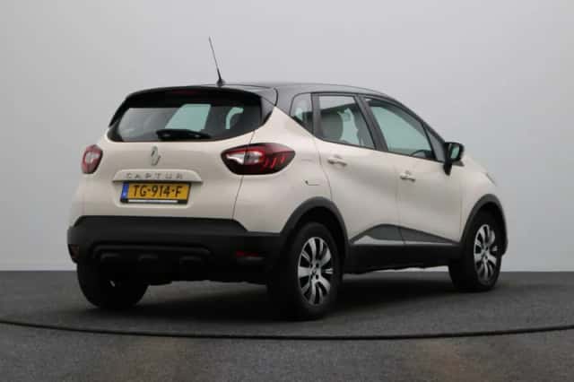 Renault Captur (2018) thumbnail 11