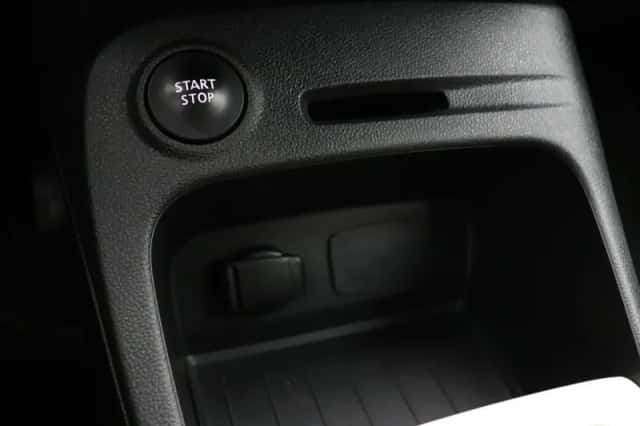 Renault Captur (2018) thumbnail 28