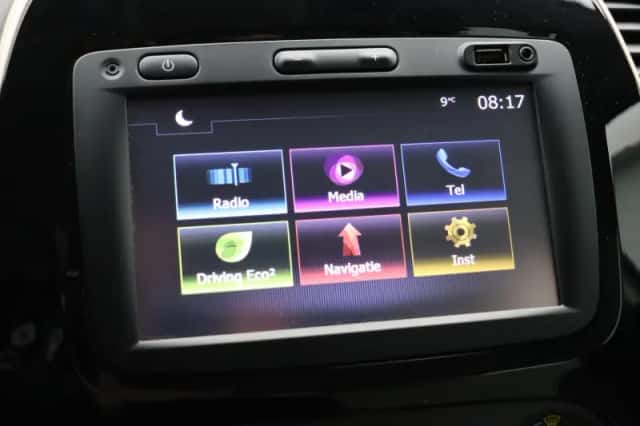 Renault Captur (2018) thumbnail 30