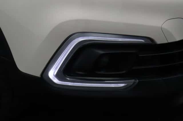 Renault Captur (2018) thumbnail 39