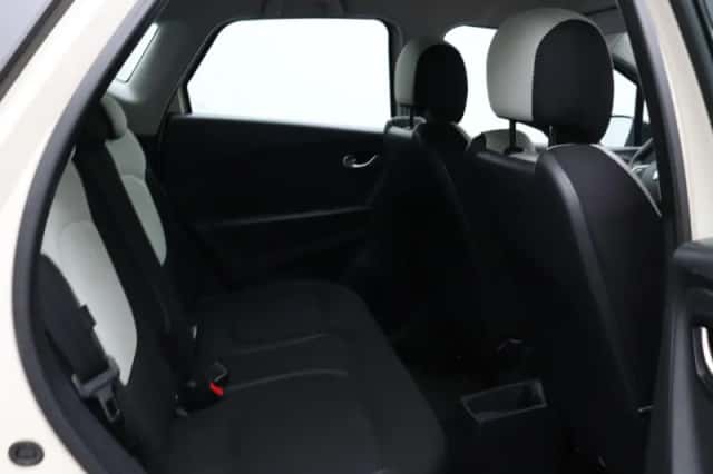 Renault Captur (2018) thumbnail 8