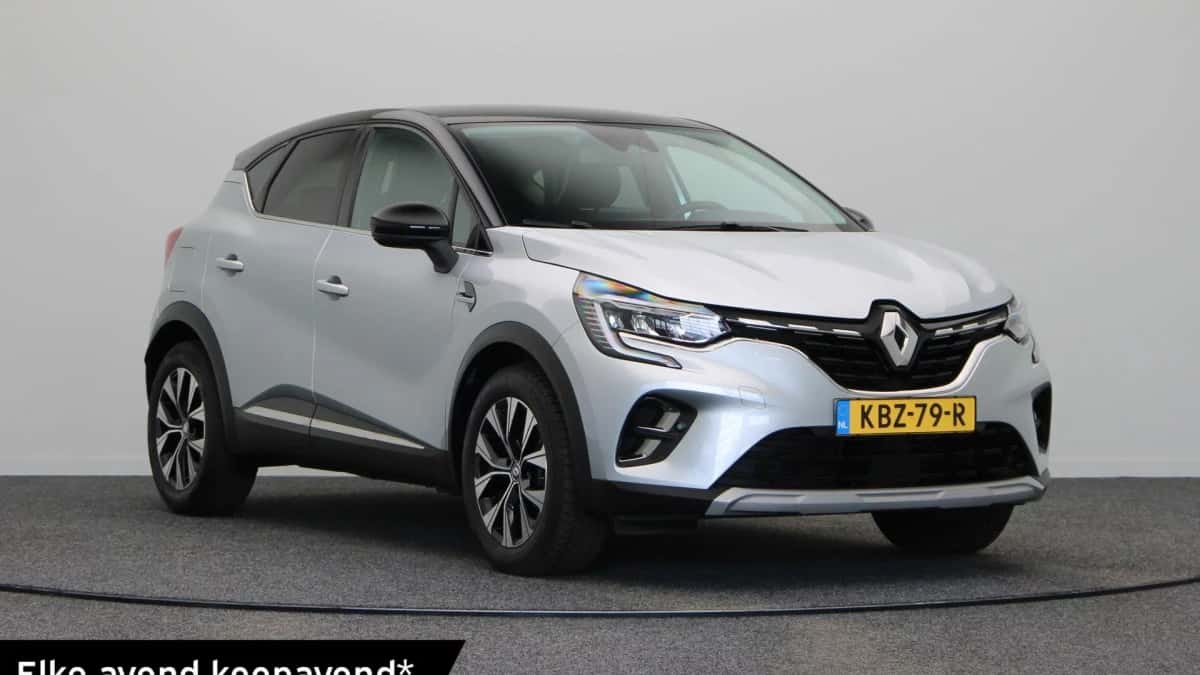 Renault Captur (2024) — foto 1