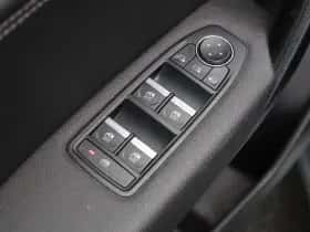 Renault Captur (2024) thumbnail 18