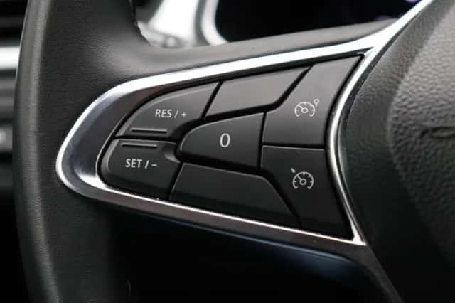 Renault Captur (2024) thumbnail 21