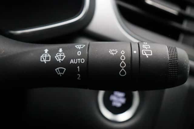 Renault Captur (2024) thumbnail 24