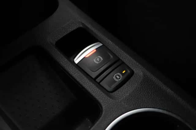 Renault Captur (2024) thumbnail 27